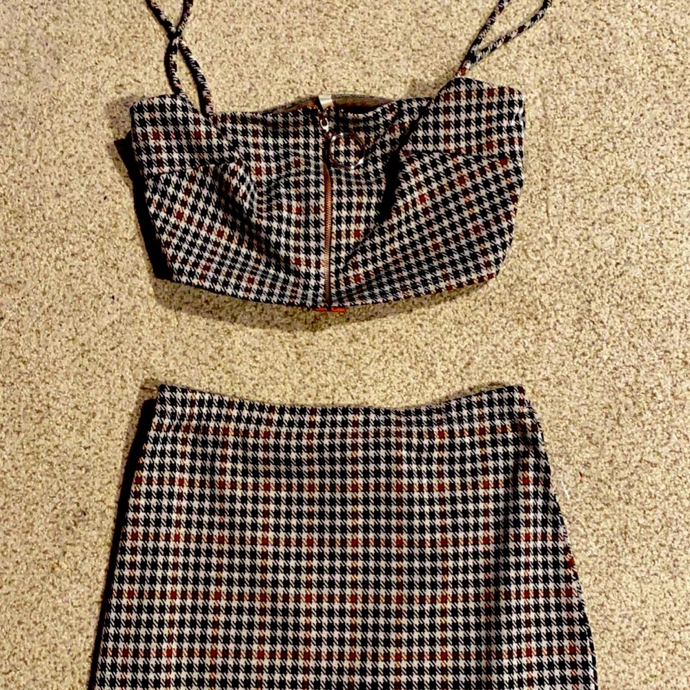 Viav fashion matching skirt set